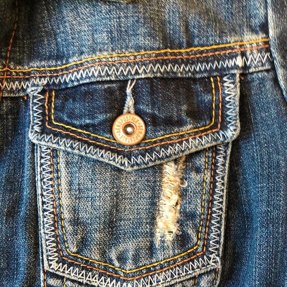 Distressed Denim Jacket | <Host Pick!> - Picture 8 of 9